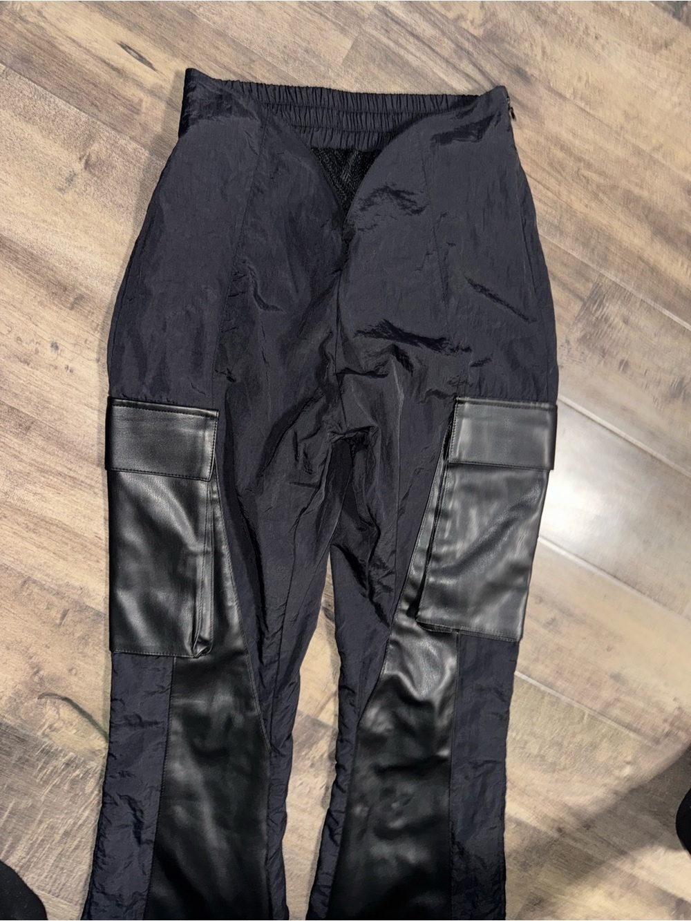 MDV Leather Front Flare Cargo Pants Black 8 NWOT - Picture 6 of 11